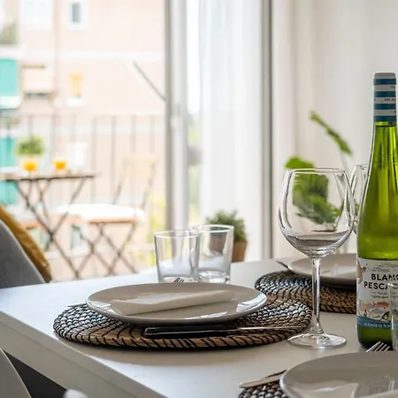 Apartment Flat Near For 4 *