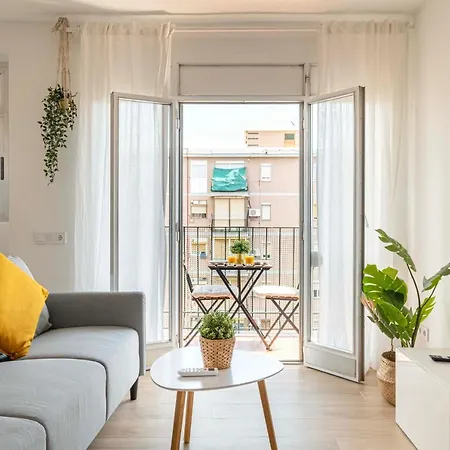 Apartment Flat Near For 4 Sant Adria de Besos