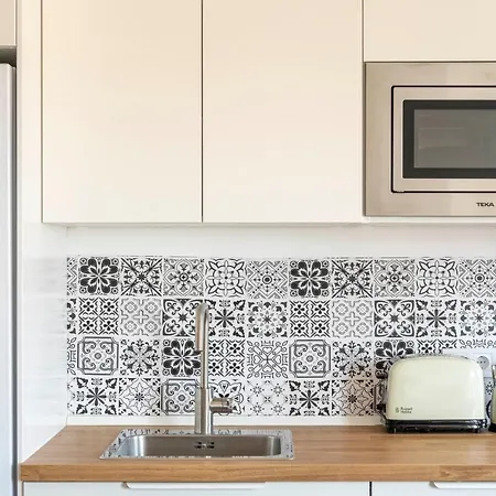 Apartment Flat Near For 4