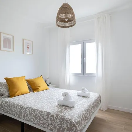 Apartment Flat Near For 4